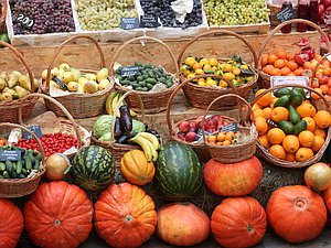 фрукты осень урожай продукты рынок торговля овощи