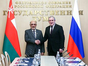 Deputy Chairman of the State Duma Sergei Neverov and President of the Council of State of the Sultanate of Oman Yahya bin Mahfooz Al-Manzari