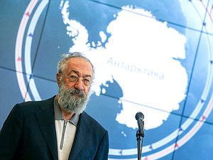 Член Комитета по международным делам Артур Чилингаров