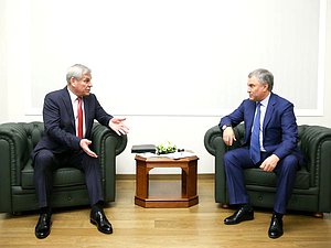Chairman of the House of Representatives of the National Assembly of the Republic of Belarus Vladimir Andreichenko and Chairman of the State Duma Viacheslav Volodin