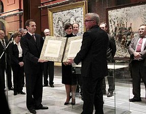 27 сентября 2012 года Председатель Государственной Думы Сергей Нарышкин провел встречу с историками, а также передал письма Наполеона Бонапарта Российскому историческому обществу