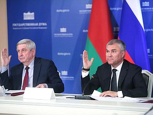 First Deputy Chairman of the State Duma Ivan Melnikov and Chairman of the State Duma Viacheslav Volodin