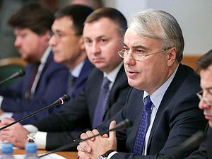 Председатель Комитета по энергетике Павел Завальный. Автор фото: Анна Исакова/Фотослужба Государственной Думы