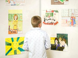 дети выставка рисунки