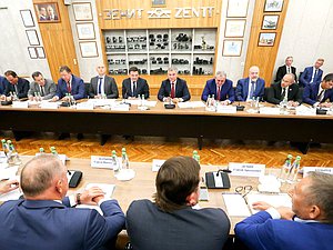 Председатель Государственной Думы Вячеслав Володин посетил Красногорский завод им. С.А. Зверева