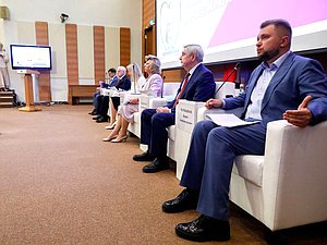 Заместитель Председателя Государственной Думы Борис Чернышов