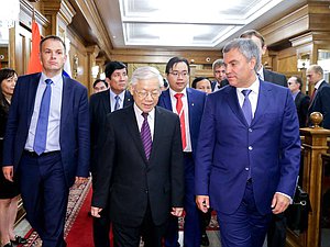 Председатель Государственной Думы Вячеслав Володин и Генеральный секретарь ЦК Коммунистической партии Вьетнама Нгуен Фу Чонг