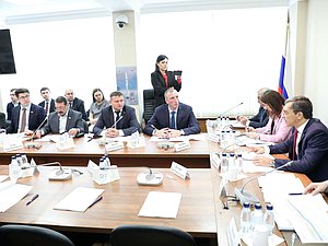Заседание Комитета по промышленности и торговле