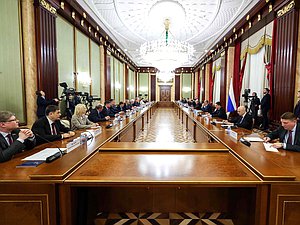 Встреча Председателя Правительства РФ Михаила Мишустина с членами фракции "Единая Россия"