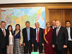 Первый заместитель Председателя Госдумы Иван Мельников встретился с делегацией деятелей тибетской культуры