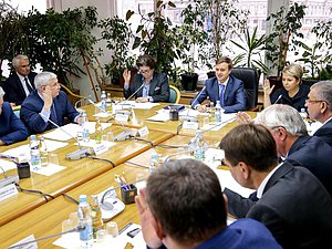 Заседание Комитета Государственной Думы по федеративному устройству и вопросам местного самоуправления.