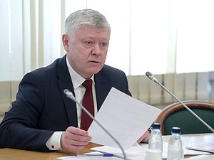 Председатель Комитета по безопасности и противодействию коррупции Василий Пискарев