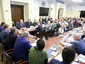 Заседание Президиума фракции «Единая Россия»