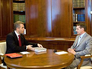 Председатель Госдумы встретился с Уполномоченным по правам ребенка