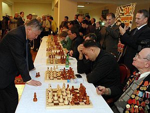 22 февраля в  Государственной Думе состоялся сеанс одновременной игры по шахматам 
