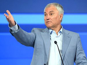 Встреча Председателя Государственной Думы Вячеслава Володина с участниками молодежного форума «Территория смыслов»