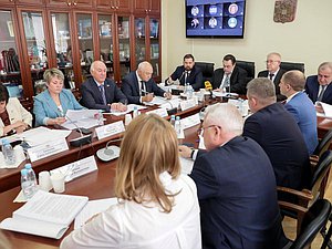Совместное заседание Комитетов по контролю и по делам национальностей