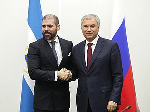 El Jefe de la Duma Estatal, Vyacheslav Volodin, y el Representante Especial del Presidente de la República de Nicaragua para el Desarrollo de las Relaciones con Rusia, Laureano Facundo Ortega Murillo