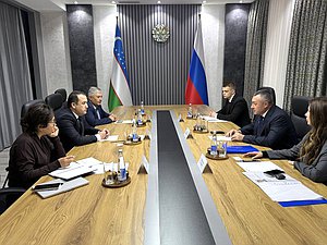 Встреча Виктора Пинского и Первого заместителя Министра занятости и сокращения бедности Республики Узбекистан Марата Джураева