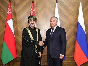 Chairman of the State Duma Vyacheslav Volodin and Chairman of the Shura Council of the Sultanate of Oman Khalid Bin Hilal Al Maawali