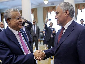 Vyacheslav Volodin, Jefe de la Duma Estatal, y Hanafi Gibali, Presidente de la Cámara de Diputados de la República Árabe de Egipto