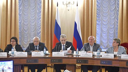 Заседание Экспертного совета при Комитете по делам национальностей