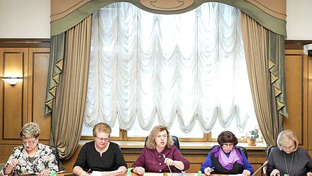 Заседание Женского клуба на тему «Женское предпринимательство в сельской местности: источники развития, поддержка семейного предпринимательства»