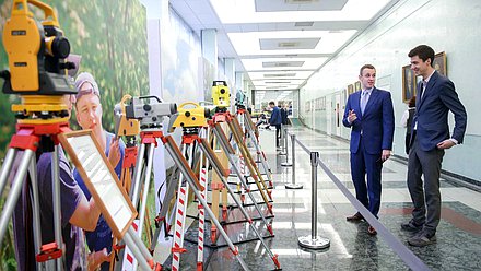 Первый заместитель Председателя Комитета по природным ресурсам, собственности и земельным отношениям Василий Власов