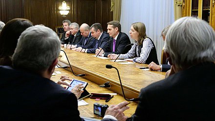 Встреча Председателя Государственной Думы Федерального Собрания Российской Федерации С.Е. Нарышкина с парламентской делегацией Французской Республики во главе с членом Комиссии Национального собрания по международным делам, со президентом Ассоциации "Франко-российский диалог" Т. Мариани.