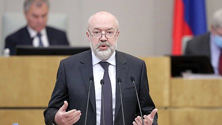 Председатель Комитета по государственному строительству и законодательству Павел Крашенинников