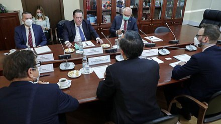 Meeting of Chairman of the Committee on Issues of Nationalities Gennady Semigin and OSCE High Commissioner on National Minorities Kairat Abdrakhmanov