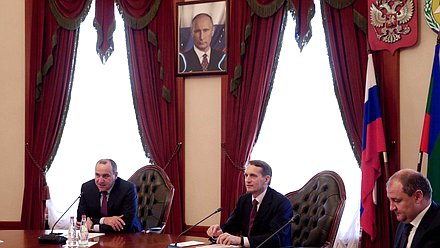  Встреча Сергея Нарышкина с главой Карачаево-Черкесской Республики Рашидом Темрезовым и членами Народного Собрания (Парламента) Карачаево-Черкесской Республики.