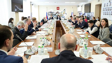Заседание Комитета по экономической политике, промышленности, инновационному развитию и предпринимательству