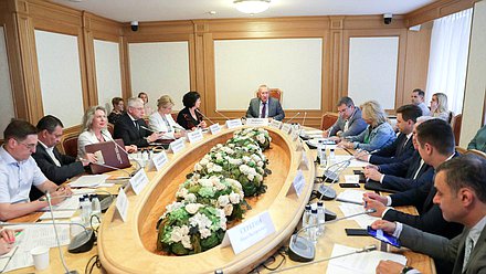 Заседание Комитета по контролю по результатам рассмотрения Заключения Счетной палаты РФ на отчет об исполнении федерального бюджета за 2021 год