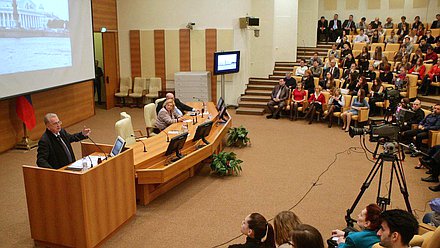    Лекция Михаила Пиотровского на тему: "Культура как судьба нации".