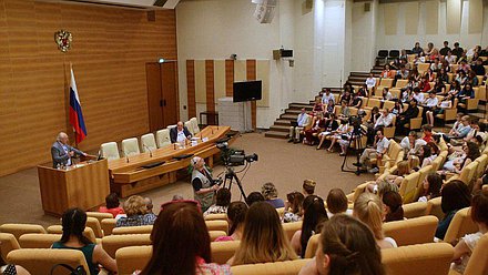   Лекция Валерия Вороны.