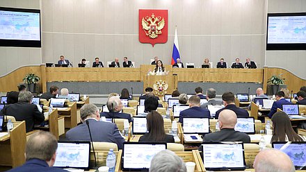 Пленарное заседание. Правительственный час (18.05.2022)