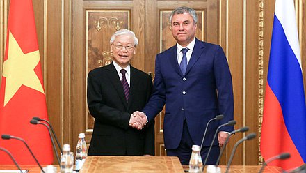 Chairman of the State Duma Viacheslav Volodin and General Secretary of the Central Committee of the Communist Party of Vietnam Nguyễn Phú Trọng