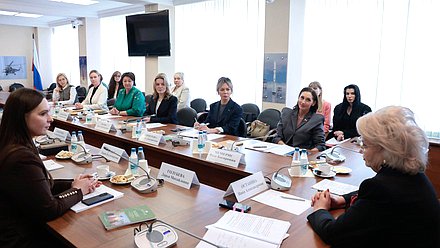Заседание Комитета по защите семьи, вопросам отцовства, материнства и детства