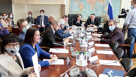 Заседание Комитета по жилищной политике и жилищно-коммунальному хозяйству с участием Министра строительства и ЖКХ Ирека Файзуллина