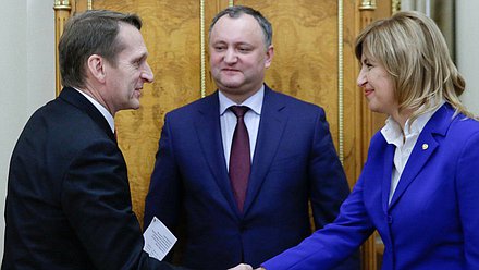 Встреча Председателем Государственной Думы Федерального Собрания Российской Федерации Сергея Нарышкина с Председателем Партии социалистов Республики Молдова Игорем Додоном и независимым кандидатом на выборах главы Автономного Территориального Образования Гагаузии Ириной Влах.