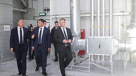 Председатель Государственной Думы Вячеслав Володин посетил завод по производству лакокрасочной продукции «Нор Маали»