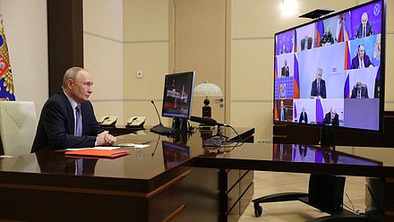 Совещание с постоянными членами Совета Безопасности. Фото: kremlin.ru