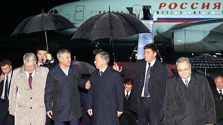 Председатель Государственной Думы Вячеслав Володин и Председатель Мажилиса Парламента Республики Казахстан Нурлан Нигматулин