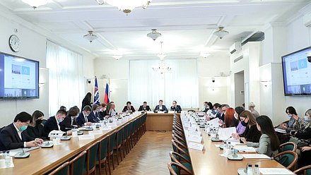 Круглый стол на тему «Трудоустройство несовершеннолетних граждан и выпускников вузов»