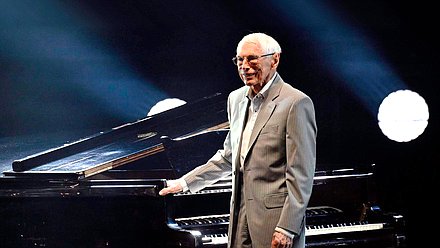 Народный артист Российской Федерации Александр Зацепин