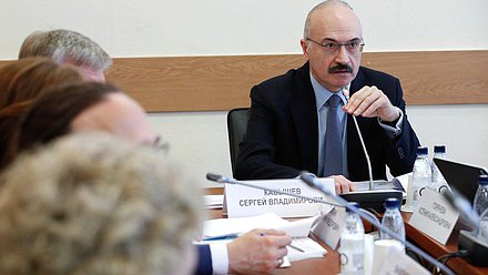 Председатель Комитета по науке и высшему образованию Сергей Кабышев