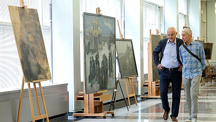 Открытие художественной выставки "Путь к Победе"