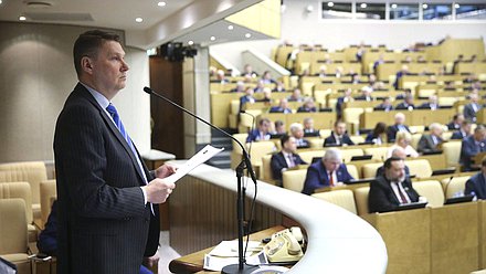 Полномочный представитель Правительства РФ в Государственной Думе Александр Синенко
