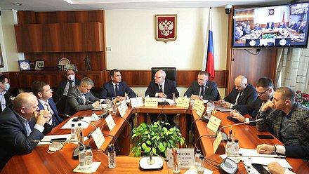 Заседание Комитета по вопросам собственности, земельным и имущественным отношениям